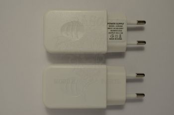 Зарядний пристрій Nomi C09600 Stella White, оригінал